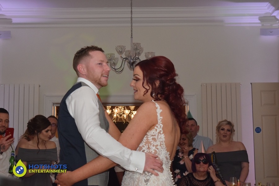 First dance with the happy couple